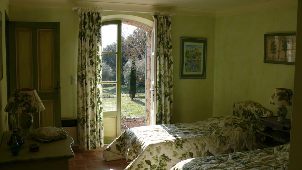 Les Bastides De L'Auviduery Moissac-Bellevue Quarto foto